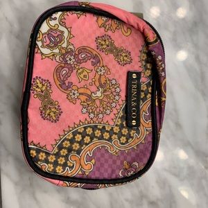 Small Zippered Makeup Case